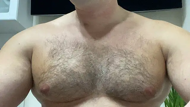 Snapshot of BrianJohnson_ chatting on October 19, 4:32 pm BrianJohnson online show from October 19, 4:32 pm