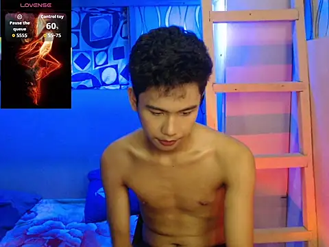 Demure Asian143 online show from November 8, 10:40 am