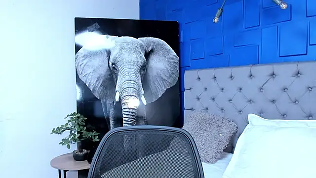 Snapshot of andres-clark92 chatting on September 26, 5:54 pm andres-clark92 online show from September 26, 5:54 pm