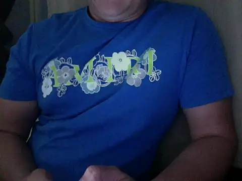 Snapshot of zeusmasterhorny chatting on October 3, 10:37 pm zeusmasterhorny online show from October 3, 10:37 pm