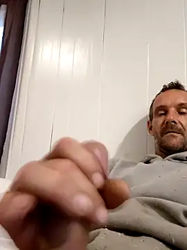 Hungwell1515 online show from November 12, 2:01 pm