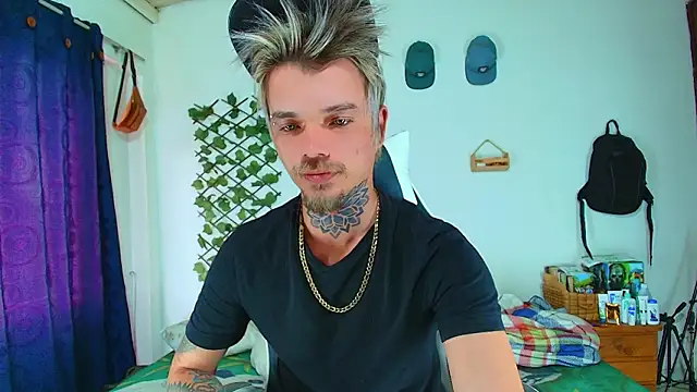 Gold Loyal77 online show from March 5, 4:03 pm