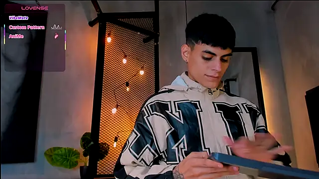 Dani mc1 online show from October 4, 11:26 am