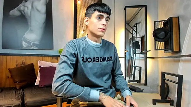 Dani mc1 online show from October 16, 11:40 am