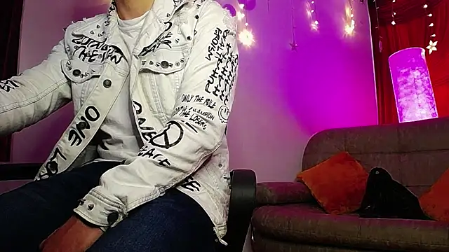 Snapshot of Noha_Lux chatting on October 2, 1:15 pm Noha Lux online show from October 2, 1:15 pm