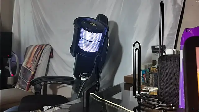 Triggerhappycj100 online show from April 22, 7:07 pm