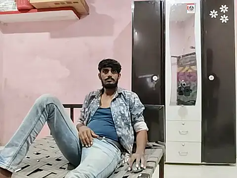 Snapshot of krishjaat43 chatting on October 5, 3:49 pm krishjaat43 online show from October 5, 3:49 pm