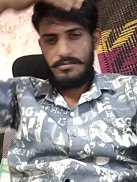 Snapshot of krishjaat43 chatting on October 4, 10:42 am krishjaat43 online show from October 4, 10:42 am