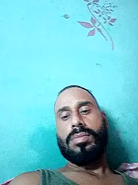 Snapshot of amitkumarkangra chatting on September 26, 12:14 pm amitkumarkangra online show from September 26, 12:14 pm