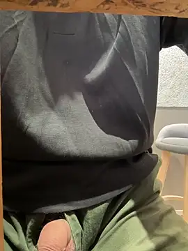 sonwmelt1 online show from April 19, 6:02 am