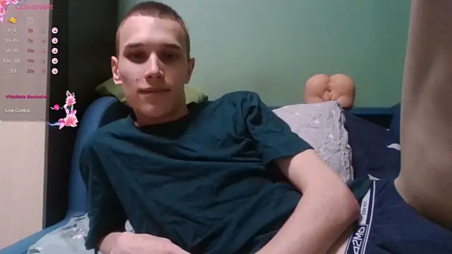 your   honeyy online show from March 20, 6:23 pm