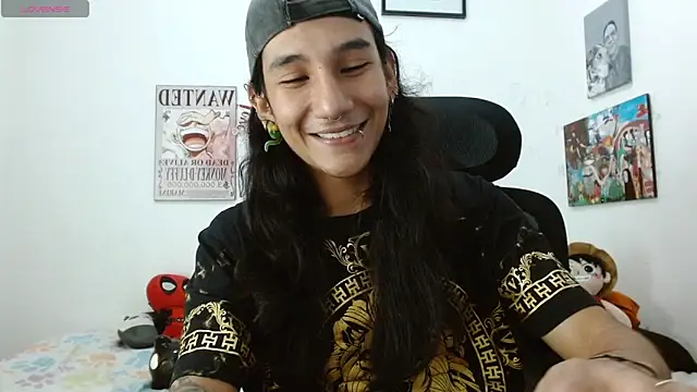 Max0n  online show from November 12, 4:40 am