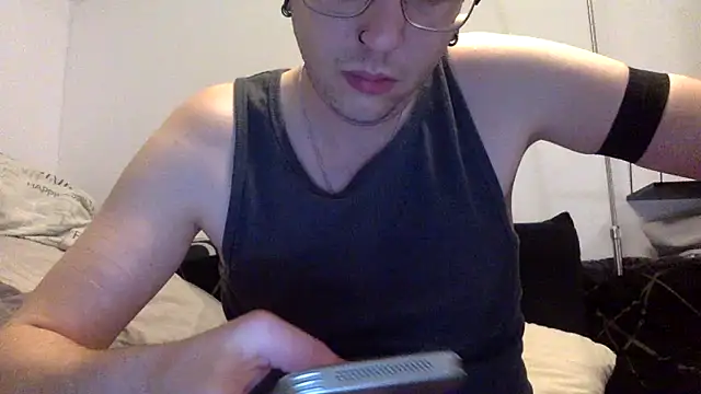 ItsMe SuperLuc online show from November 2, 7:56 am