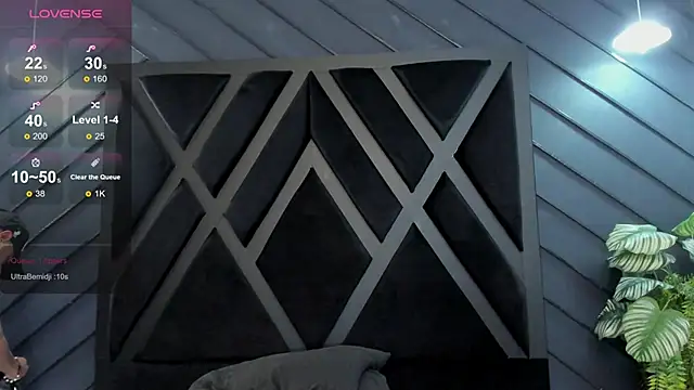 marco garciia  online show from November 26, 11:19 pm