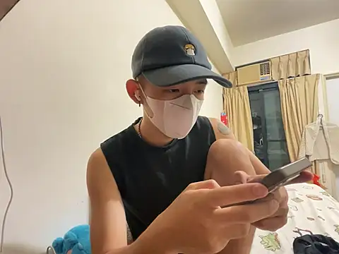 boyjoe10 online show from April 9, 12:44 pm