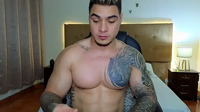 Snapshot of Steven_Velez chatting on September 25, 11:24 pm Steven Velez online show from September 25, 11:24 pm