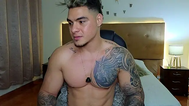 Snapshot of Steven_Velez chatting on September 28, 3:15 am Steven Velez online show from September 28, 3:15 am