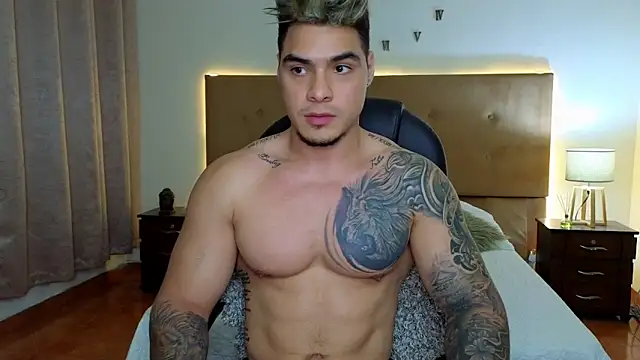 Snapshot of Steven_Velez chatting on September 27, 3:04 am Steven Velez online show from September 27, 3:04 am