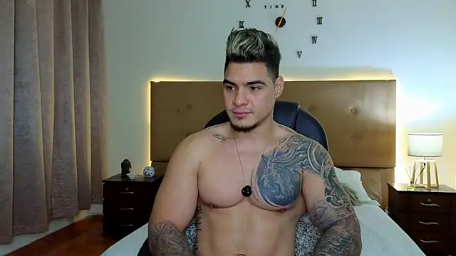 Snapshot of Steven_Velez chatting on October 9, 11:53 pm Steven Velez online show from October 9, 11:53 pm