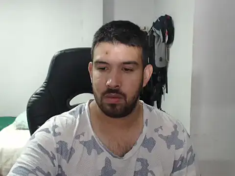 Axel11113 online show from November 15, 5:09 am