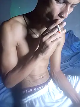 Snapshot of God_Eros_23cm chatting on September 17, 4:24 am God Eros 23cm online show from September 17, 4:24 am