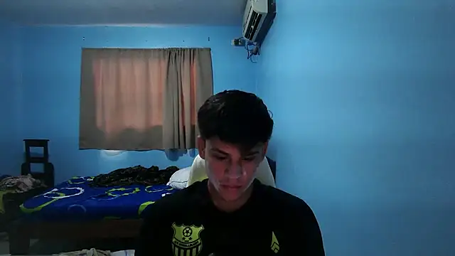 Jaket lovers online show from November 18, 6:33 pm