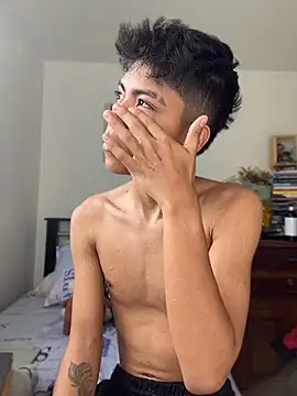 MaxiWildd online show from June 11, 1:09 pm