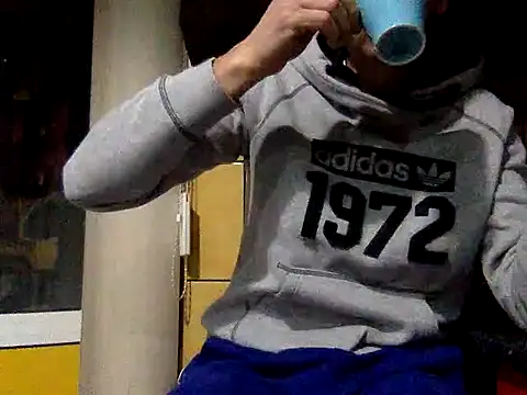 Snapshot of adiluci1 chatting on October 12, 1:54 am adiluci1 online show from October 12, 1:54 am