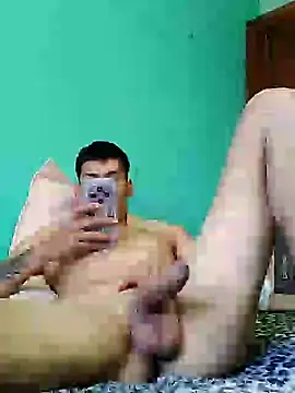 frankitocam4 online show from February 10, 5:28 pm