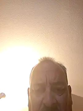 pullitoff online show from February 28, 1:04 am