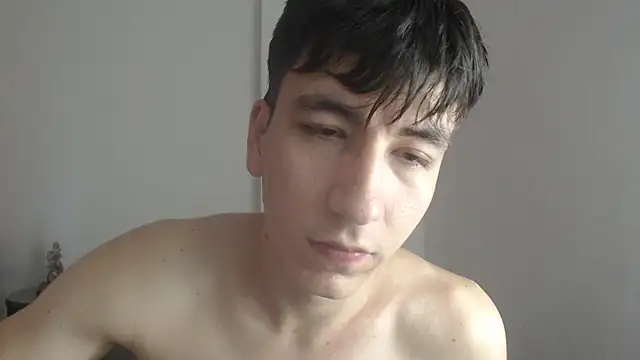 younewmaster online show from December 5, 12:01 pm