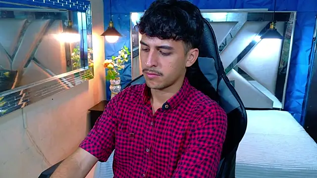 Alan Del Reyx online show from March 7, 3:26 am