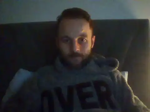 isimsizsikicii online show from March 2, 9:00 pm