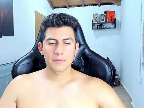 Leo Neumann online show from October 19, 12:59 am