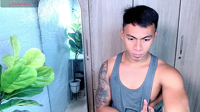 PinooyMilker online show from February 24, 12:39 pm