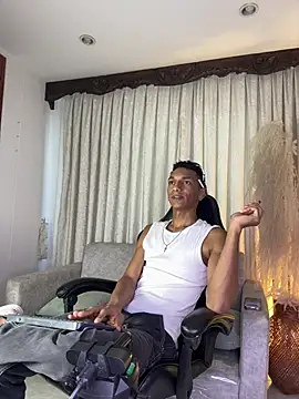 JulienSaint online show from March 15, 11:51 am