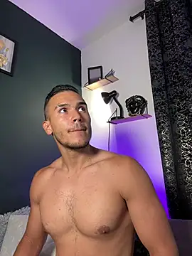 MarkSantozz online show from January 11, 9:07 pm