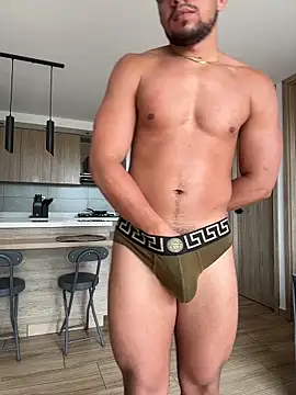 austin spears  online show from June 5, 2:45 pm