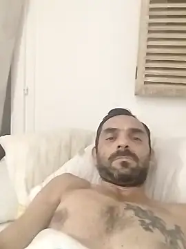 hotmen83 online show from October 8, 8:57 pm