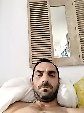 hotmen83 online show from September 29, 9:30 am