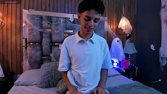 owen  johnson online show from November 1, 12:09 pm