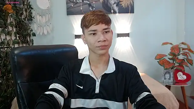 nathanclay online show from December 21, 3:58 am