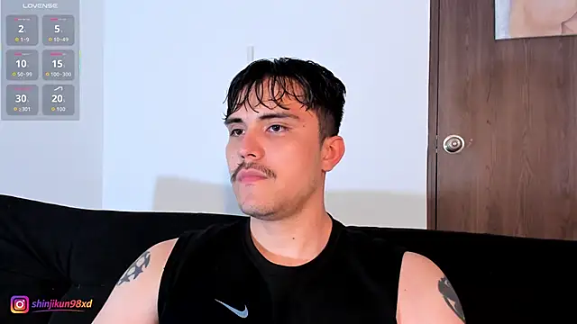 jasonxd9898 online show from April 22, 12:50 am