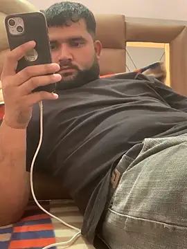 amitsharma7868 online show from February 16, 8:23 am