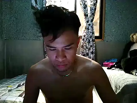 Snapshot of urbillyboi chatting on October 7, 7:12 am urbillyboi online show from October 7, 7:12 am