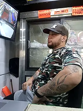 Catire10  online show from November 27, 3:05 pm