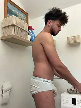 Gipsyboysteve online show from April 21, 3:23 am