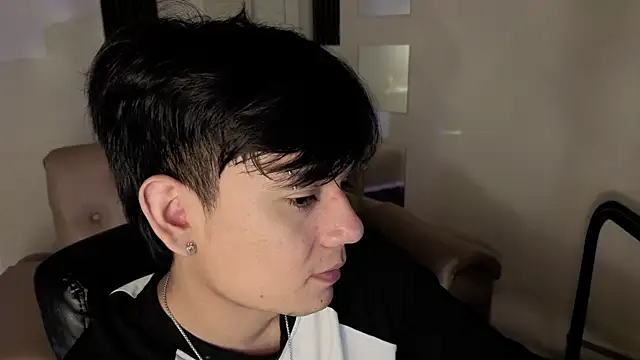 davoxer online show from April 25, 4:04 am