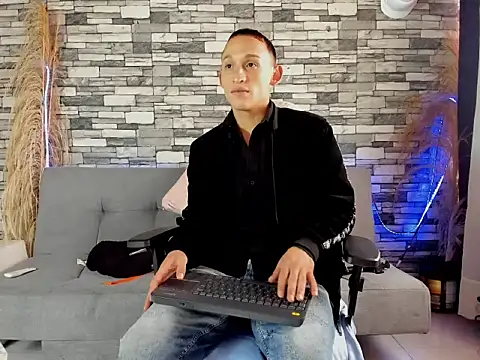 Masterblue hot online show from October 20, 8:13 pm