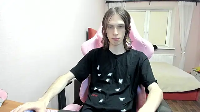 eleganc3 online show from October 2, 6:56 pm